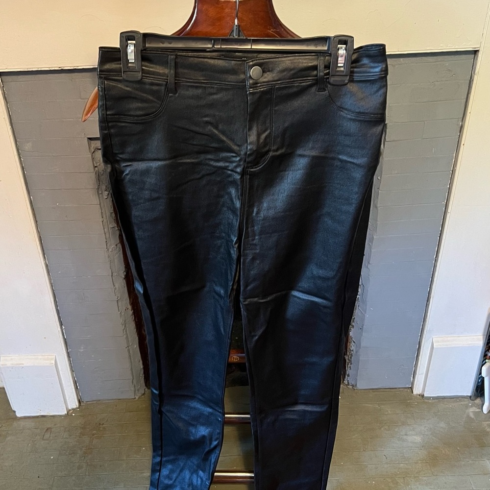 Fashion Nova Black pleather pants